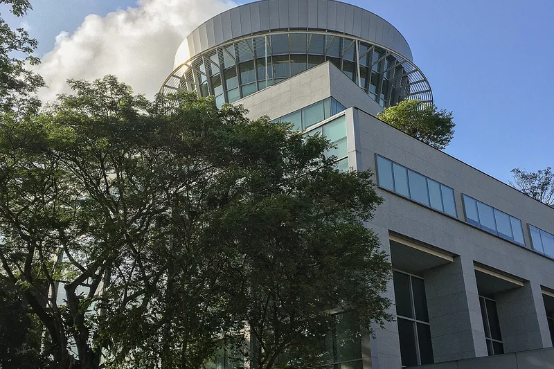 Singapore Management University (SMU)